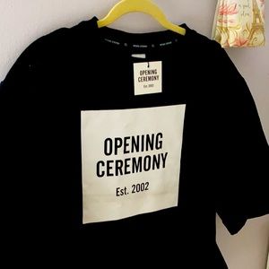 A quarter sleeves sweatshirt in black with OC